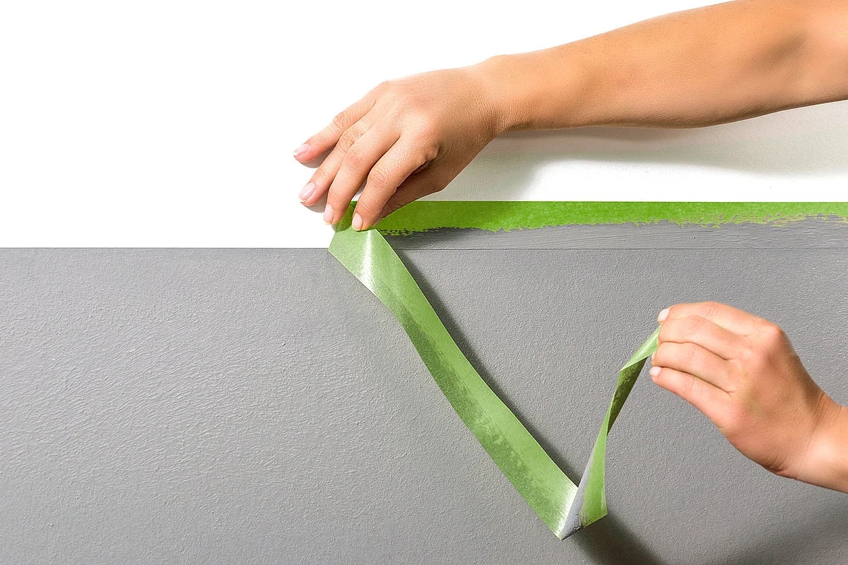 Master precision decorating with PaintBlock Technology.